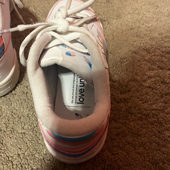 Adidas - Picture 6 of 6